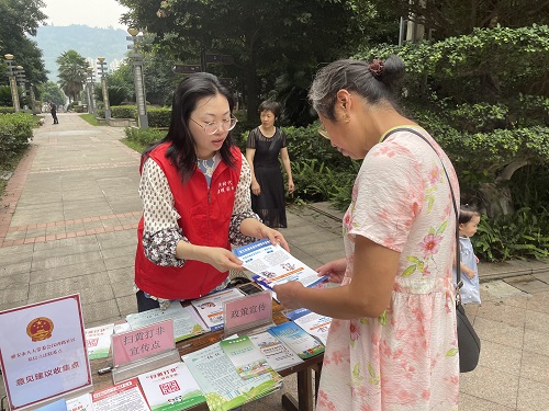 移动办公解民忧 服务群众“零距离”——青江街道汉碑路社区新时代文明实践站开展移动办公主题活动